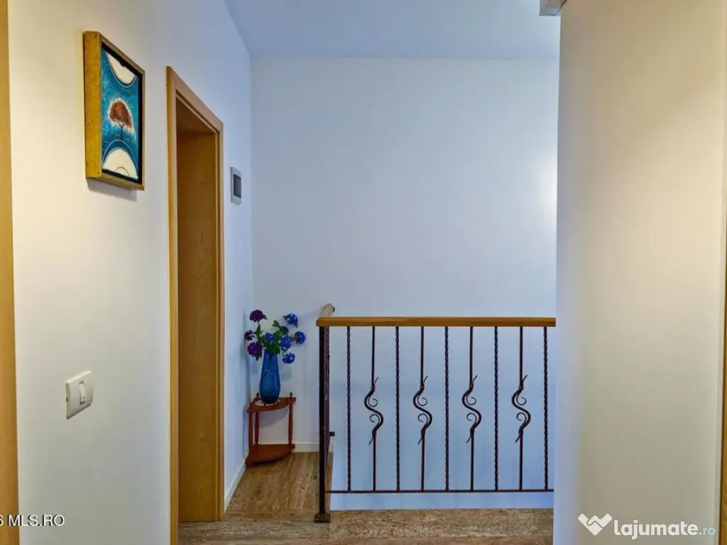 Dumbravita - Str Soarelui - Casa P+1, 3 Camere, Parcare A...