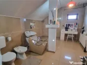 Casa de moderna cu costuri reduse, panouri solare si spatiu 