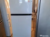 Vând frigider cu congelator