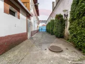 Apartament 7 camere ULTRACENTRAL in casa- Codlea! 