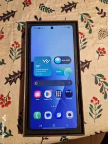 Vand Samsung Z Flip7