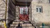 Apartament cu 4 camere de vanzare | Decomandat | Urlati |... 