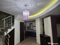 Apartament 2 camere scara interioara centrala proprie,bloc nou,Luica