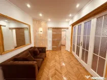 2 Camere Renovat Ideal Pentru Investitii