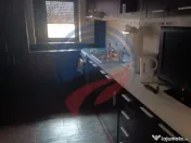 CHIRIE GARSONIERA FORD DAMILA 