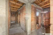 CASĂ CU 3 CAMERE + CASĂ LA ROȘU | TEREN 2056 MP | IRAT...