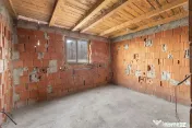 CASĂ CU 3 CAMERE + CASĂ LA ROȘU | TEREN 2056 MP | IRAT...