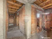 CASĂ CU 4 CAMERE + ANEXĂ | TEREN 2056 MP | IRATOȘU 