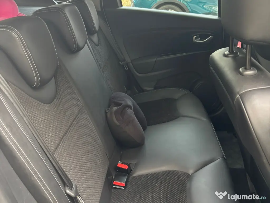 Renault Clio 2018, automata, 48.000 km, 1.2 benzina, potrivita pt incepatori