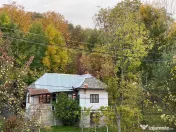 Casa demolabilă cu teren de vanzare in Breaza 