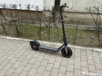 Trotineta electrica Ninebot by Segway KickScooter F40E