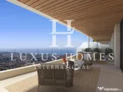 Apartament cu vedere la mare, piscină panoramică și wellness în zonă verde 