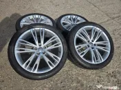 Jante aliaj originale Audi 20" cu anvelope vara Bridgestone 255/45 R20 