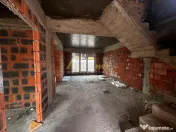 Vila individuala 5 camere ~ 3 bai ~ Teren 300 mp 