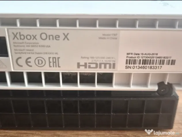 Xbox One X 1TB stare impecabila model 2018