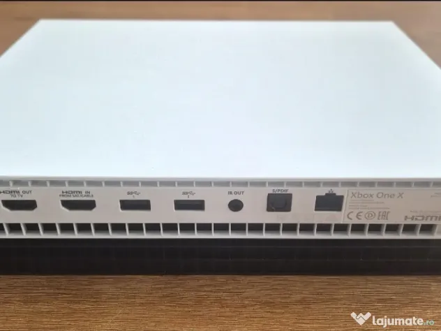 Xbox One X 1TB stare impecabila model 2018