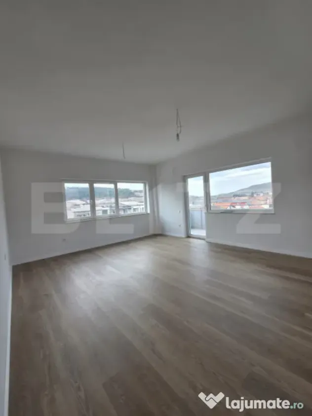 Apartament 3 camere, 74.28 mp, Baciu