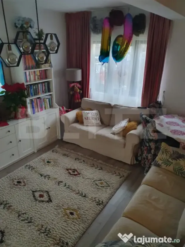 Triplex modern cu terasa si gradina, Sanpetru, Brasov