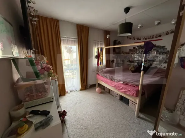 Triplex modern cu terasa si gradina, Sanpetru, Brasov