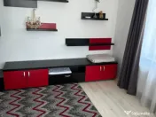Apartament 2 camere decomandat, etaj intermediar, loc de par 