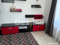 Apartament 2 camere decomandat, etaj intermediar, loc de par