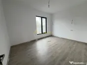 Casa parter -3 camere- Incalzire in pardoseala - Comuna Berc 