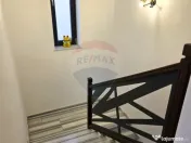 Casă / Vilă din 2024 de vânzare în zona Micro 14 