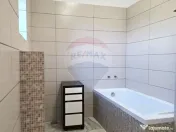 Casă / Vilă din 2024 de vânzare în zona Micro 14 