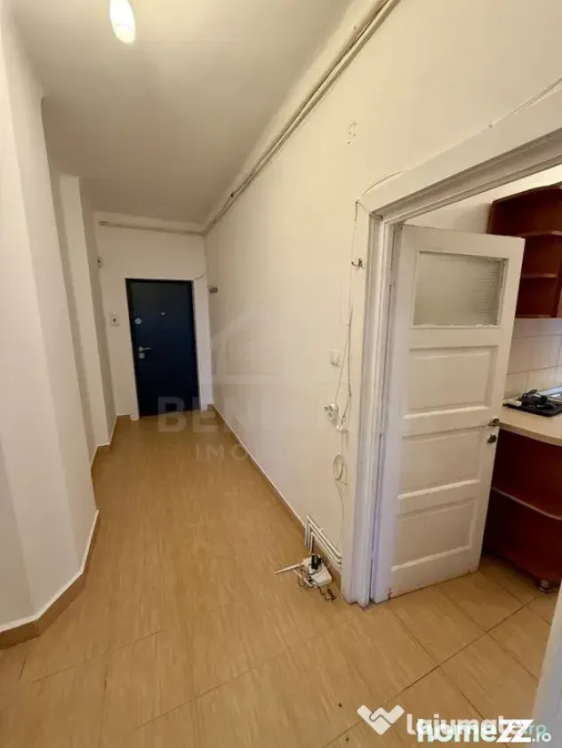 2 camere - 55mp - etaj 3 - centrala proprie - parcare - C...