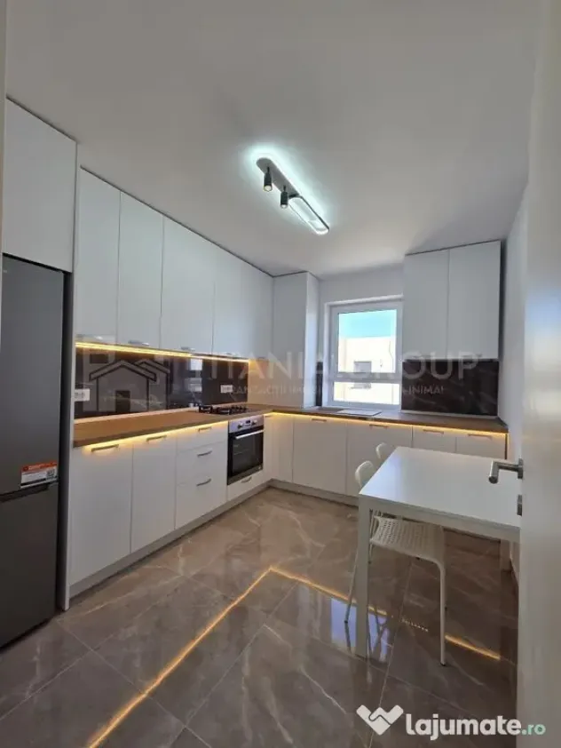 Apartament 3 camere decomandat, mobilat modern, parcare s...