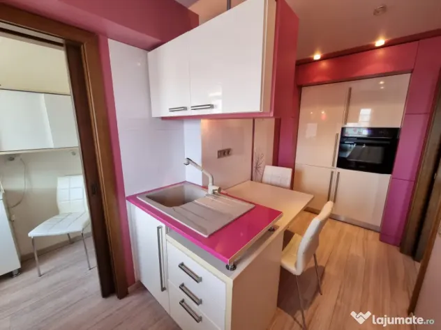 Apartament elegant, Bloc 2000 zona Bancorex