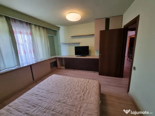 Apartament elegant, Bloc 2000 zona Bancorex