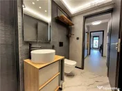 Garsoniera cu Parcare Subterana in Cosmopolit zona Centrala 