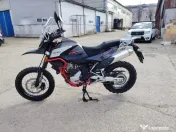 Motocicleta SWM Super Dual 600 