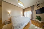 Vilă elegantă cu grădină și terasă – zonă liniștit 