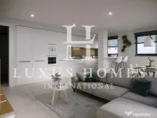 Apartament la parter, cu o terasă, piscină, într-o locație excelentă 