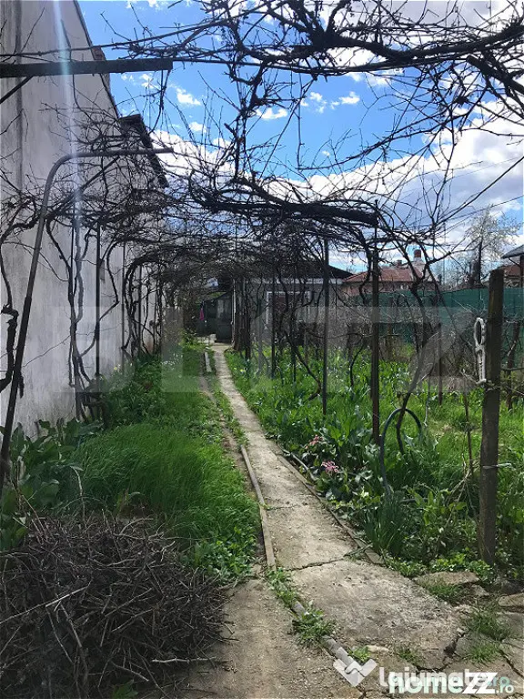 ???? Teren intravilan 3.400 mp cu potențial excelent de par