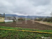 Teren 10 ari – Arcalia | Ideal pentru casă | La 20 min de