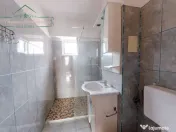 Apartament cu 4 camere și centrală proprie,zona Alfa,Arad 