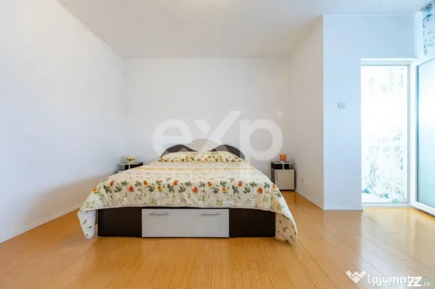 Casă / Vilă cu 6 camere de vânzare