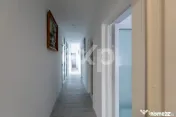 Casă / Vilă cu 6 camere de vânzare 