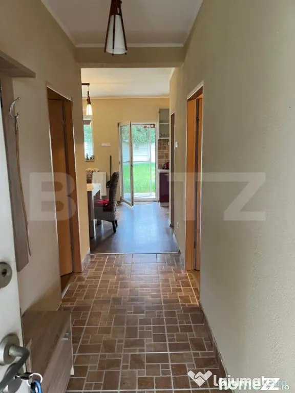 Casa in Nojorid cu curte in fata casei pentru auto, 306 mp t - Nojorid (Bihor)