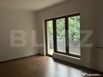 Apartament 3 camere,114 m,2 bai,3 terase,semicentral