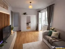 Prima ! Garsoniera cu balcon, parcare, vedere spre munte, Ba