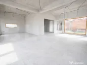 Casă 4 dormitoare, 2000 mp teren, zona Centru 