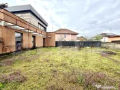 Casă 4 dormitoare, 2000 mp teren, zona Centru 