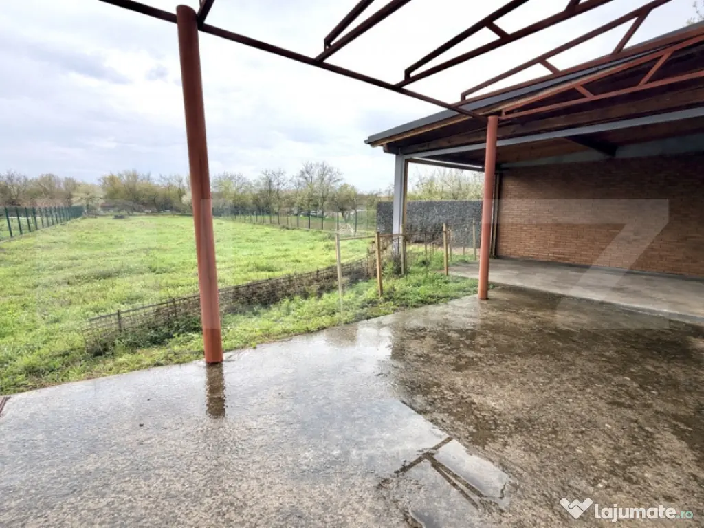 Casă 4 dormitoare, 2000 mp teren, zona Centru