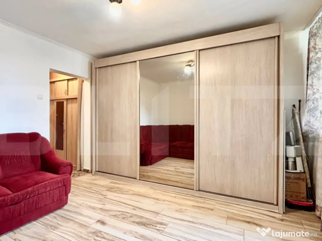 Garsonieră tip D, zona Rogerius