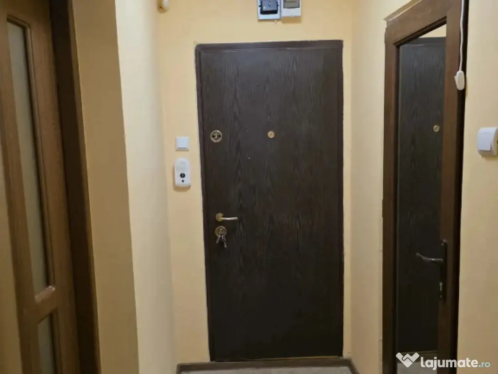 Garsoniera Astra Planete renovata,68000 Euro