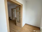 Inchiriere casa/ spațiu comercial, D+P+M in Urlati, zona 